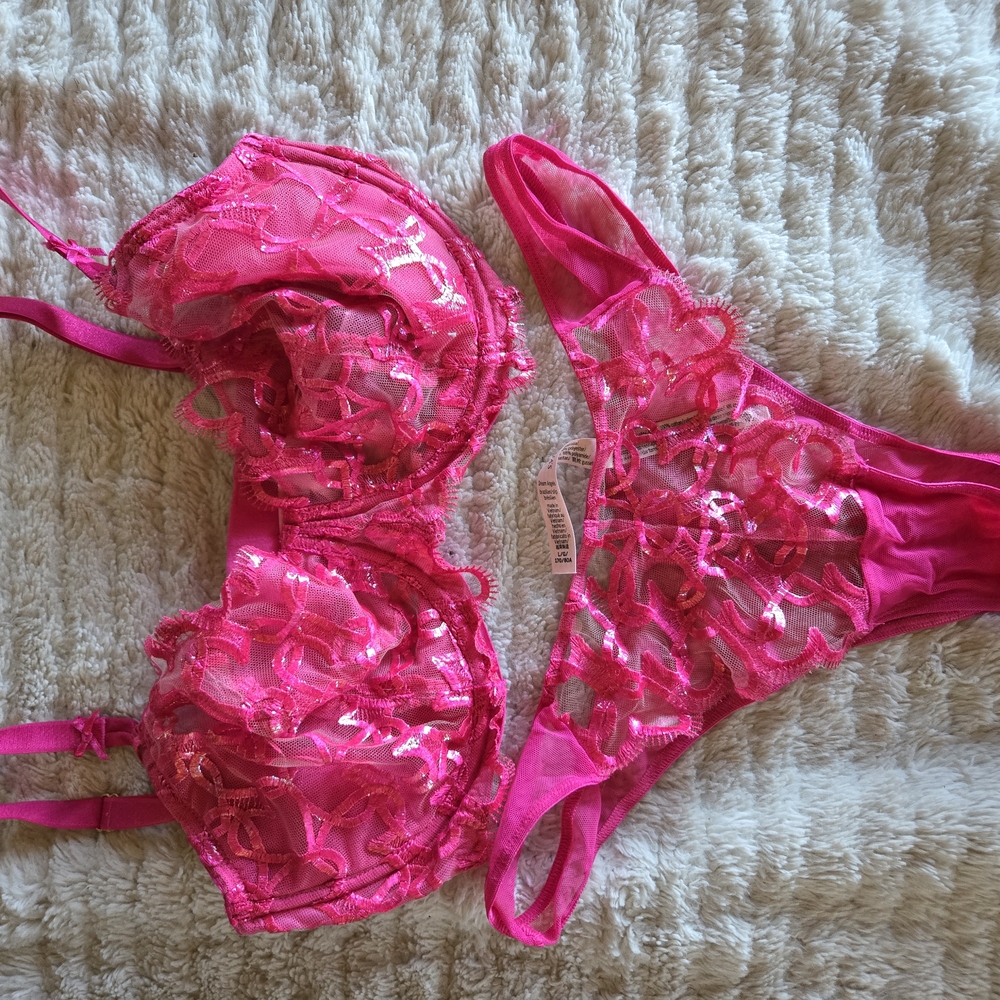 Victoria's Secret Pink Lace Bra Intimates & Sleepwear